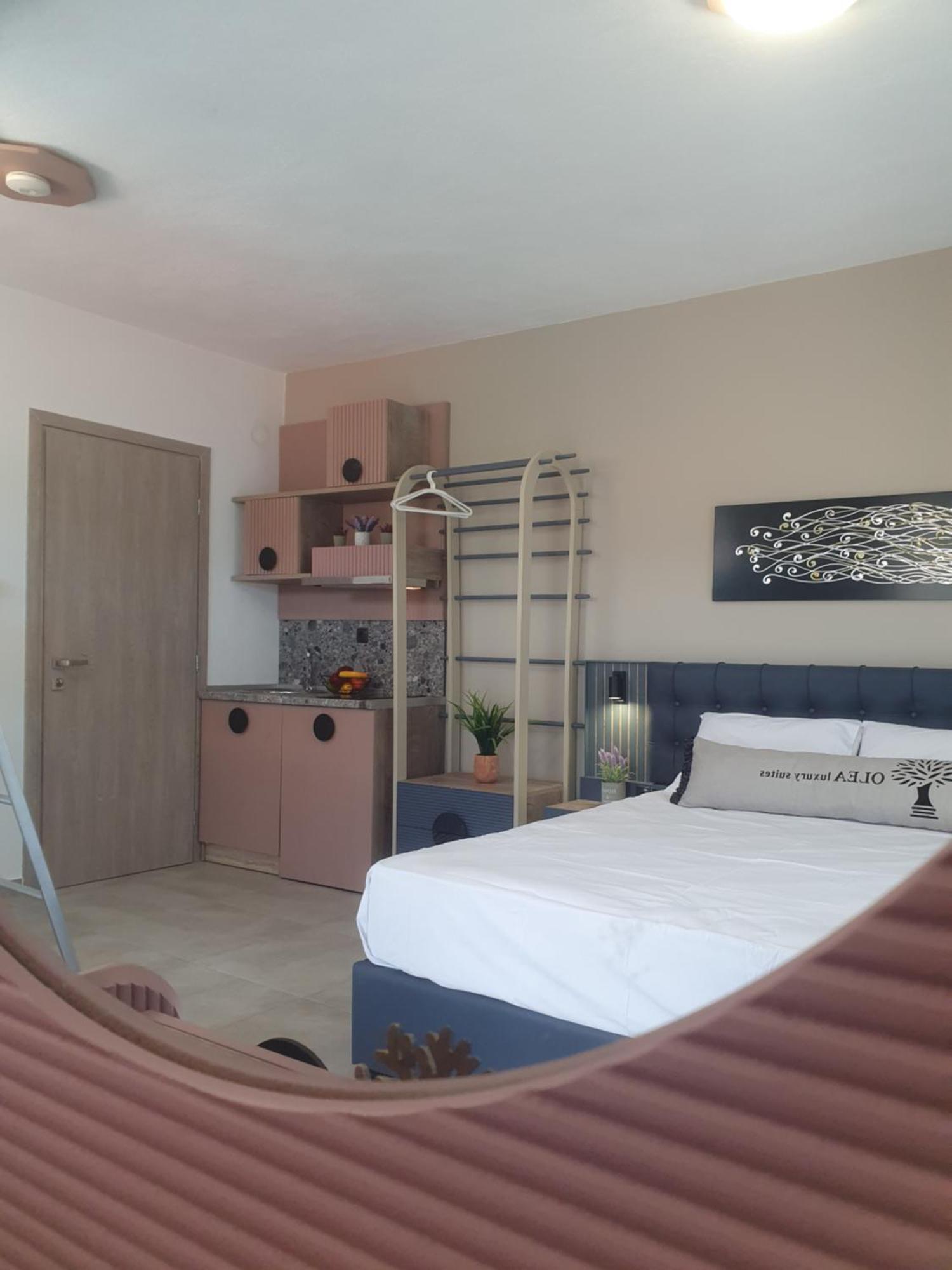 Olea Luxury Suites Аспровалта Екстер'єр фото